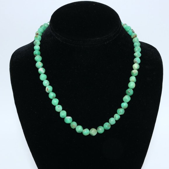 Chrysoprase Necklace - Picture 1 of 3